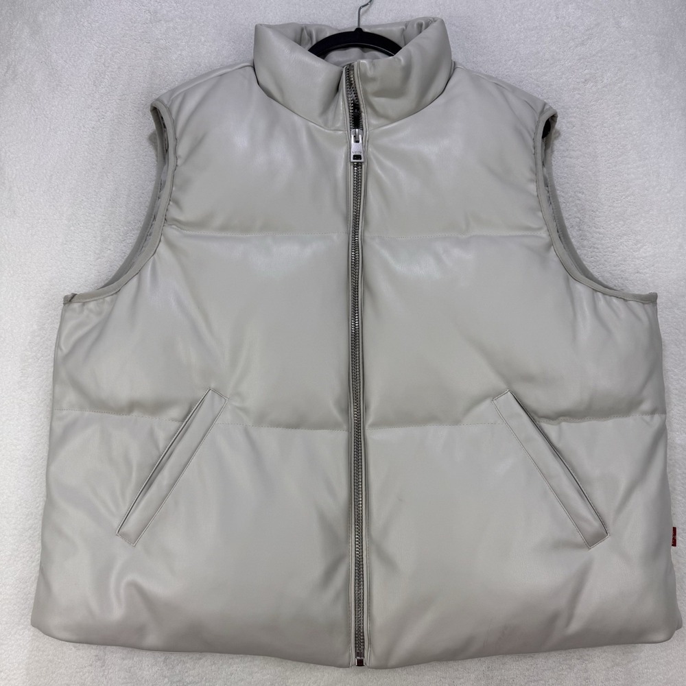 Levi's Faux Leather Puffer Vest Women XL Ivory Quilted Zip Snap Oversized EUC
